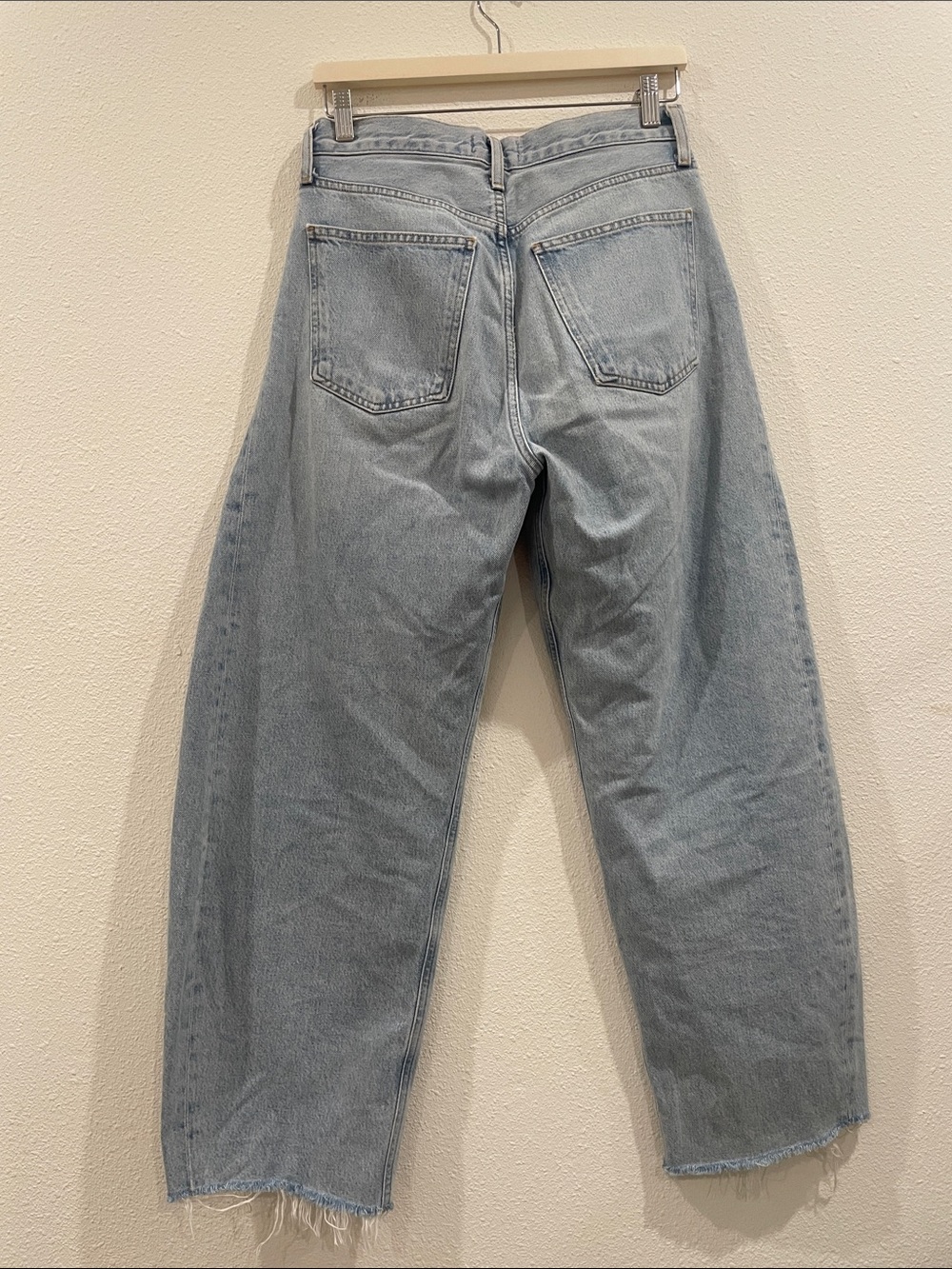 AGOLDE Luna Barrel Leg Jeans Light Wash Size 27 - Picture 9 of 11